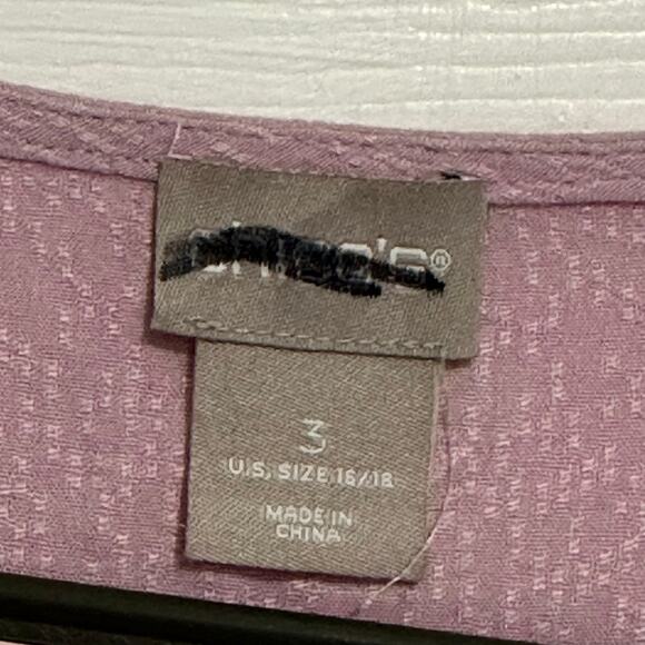 Chicos Womens XL 3 Pink Tiered flutter Ruffle Sleeve Texture pullover top blouse - Picture 7 of 7